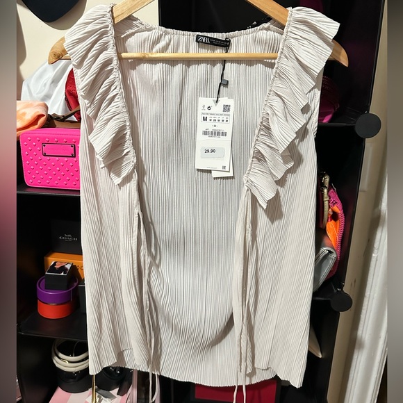 New - Picture 1 of 3